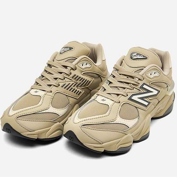 New Balance Other - 🧦 NEW BALANCE 9060 SANDSTONE 🧦